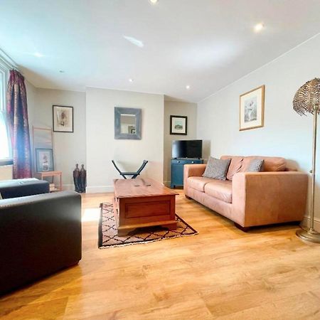 Cheltenham Central Apartment, Parking, Close Bars & Restaurants Exterior foto